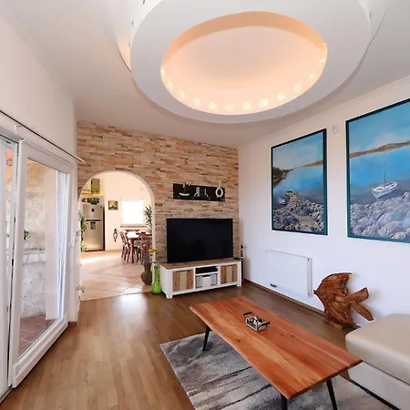 Sipina Penthouse Appartement *