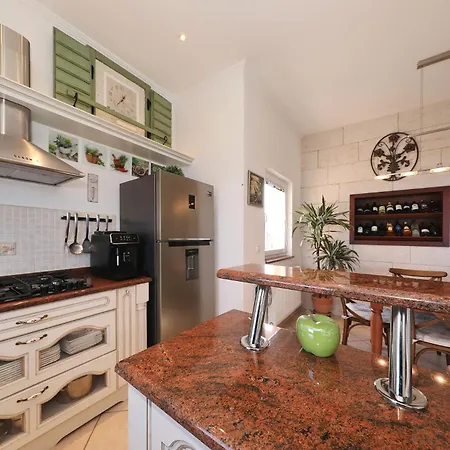 Sipina Penthouse